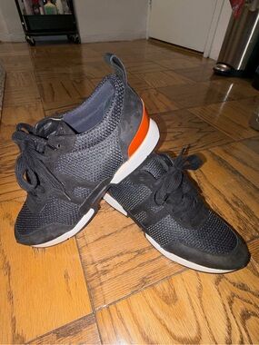 HERMÈS Women’s Sneakers